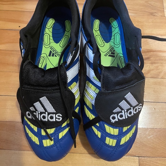 Adidas Predator Accelerator Molded Cleats - Blue, White & Yellow - Size 7.5 US - Picture 1 of 9
